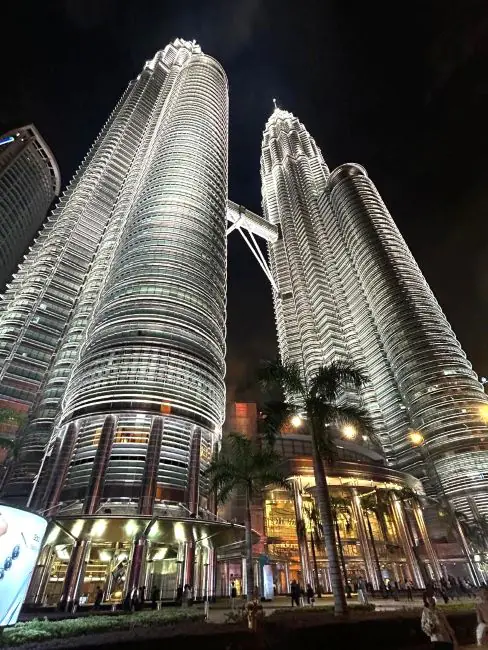 Malaysia Real Estate Investment for Foreigner Buyer – Insight
